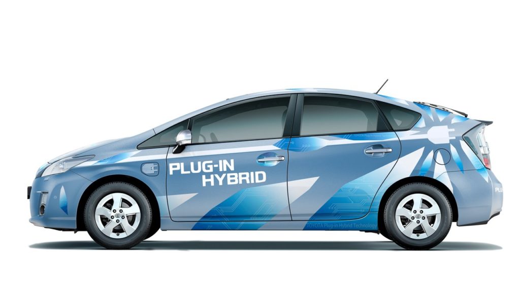 toyota-prius-plugin